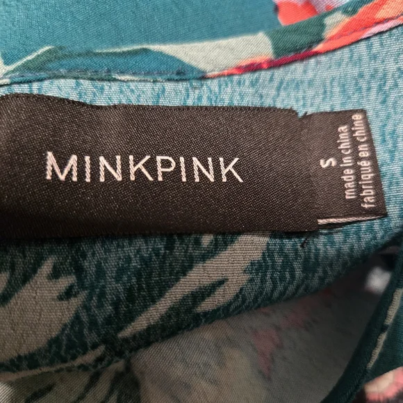 MINK PINK Sz S Tropical inspired S/Sl drop waist ruffle hem floral summer dress - Picture 2 of 10